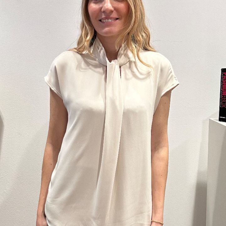Blusa finto cravattino color seta  (2)