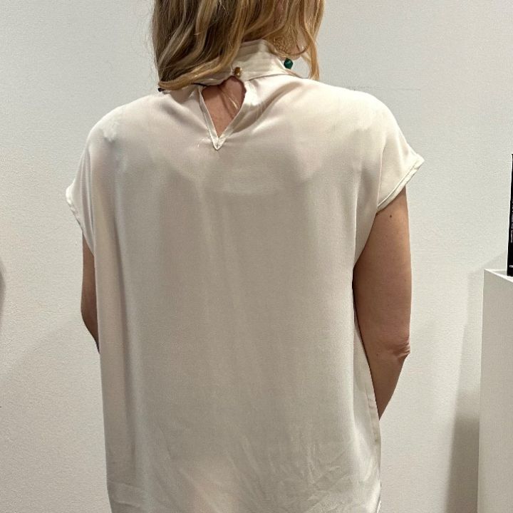 Blusa finto cravattino color seta  (4)