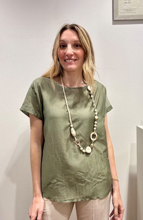 Blusa in lyocell semitrasparente verde oliva 