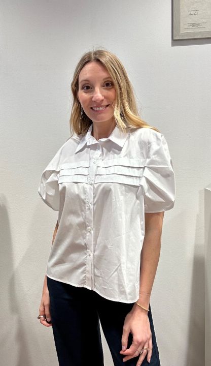Camicia volant e pieghe 