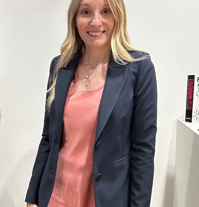 Giacca due bottoni basic blu (2)