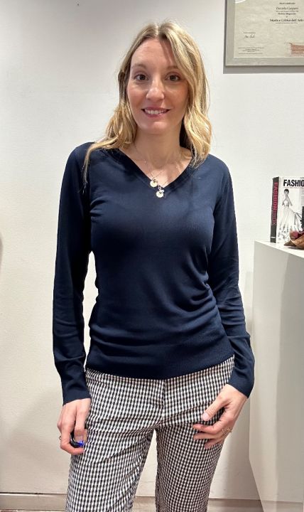 Maglia in viscosa manica lunga scollo V blu