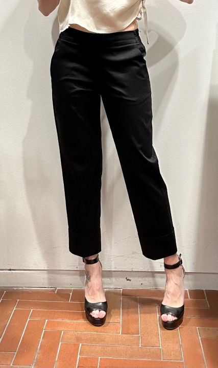 Pantalone elastico e risvolto cotone nero 
