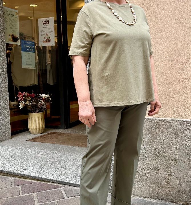 Pantalone elastico e risvolto verdone  (2)