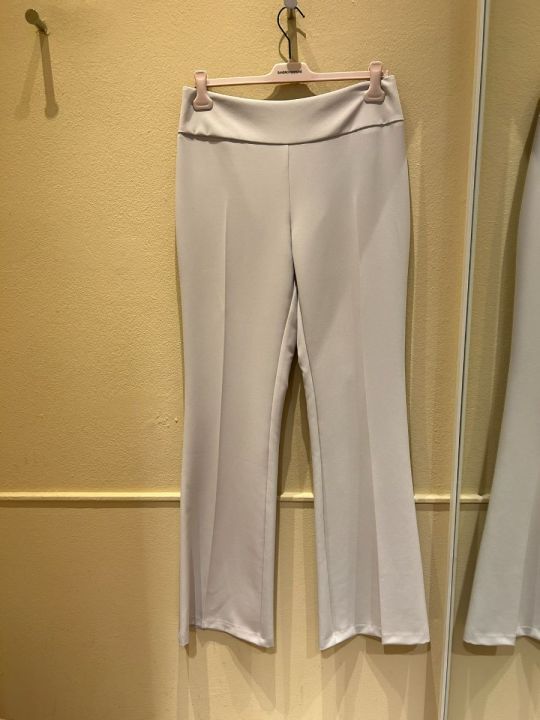 Pantalone zampa tessuto tecnico perla